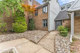 302 Cutty Ct, Toms River Township, NJ 08753 - Photo 1