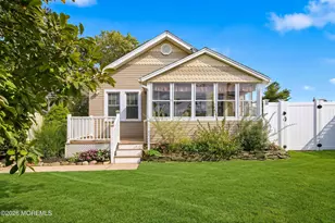 726 Forepeak Ave, Beachwood, NJ 08722 - Photo 3