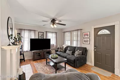 726 Forepeak Avenue, Beachwood, NJ 08722 - Photo 7