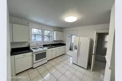 24 Waverly Place #A, Red Bank, NJ 07701 - Photo 5
