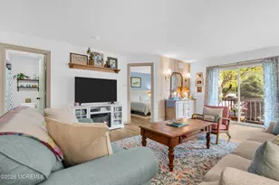 13 Diane Dr, Tinton Falls, NJ 07753 - Photo 15