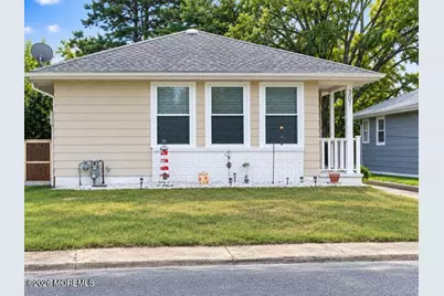 307 Barbados Drive N, Toms River Township, NJ 08757 - Photo 1