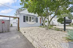 491 Netherwood Dr, Keyport, NJ 07735 - Photo 25