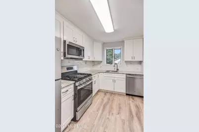 411 Atlantic Avenue #B, Aberdeen Township, NJ 07747 - Photo 5