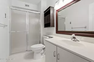 2704 Commons Dr, East Brunswick Township, NJ 08816 - Photo 5