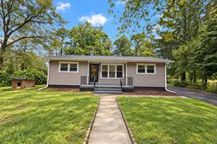 521 Ridgeview Ave, Browns Mills, NJ 08015 - Photo 3