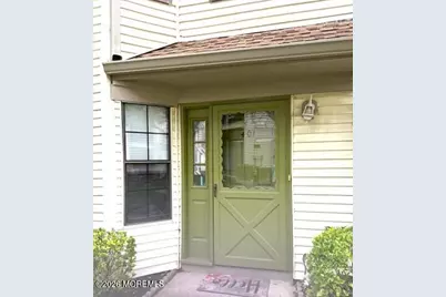 401 Sunshine Court #401, Sayreville, NJ 08859 - Photo 1