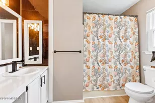 25 Longbrook Ln, Freehold, NJ 07728 - Photo 9