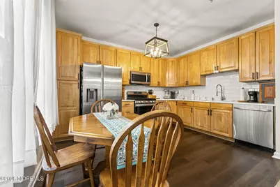 556 Saint Andrews Place, Manalapan Township, NJ 07726 - Photo 11
