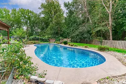 21 Winthrop Drive, Manalapan Township, NJ 07726 - Photo 9