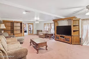 21 Winthrop Dr, Manalapan Township, NJ 07726 - Photo 7