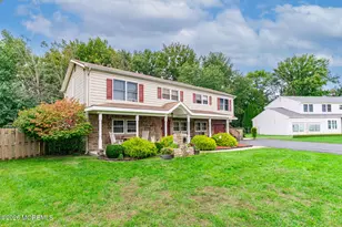21 Winthrop Dr, Manalapan Township, NJ 07726 - Photo 1