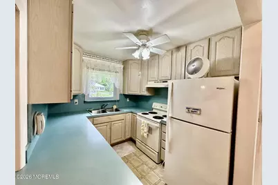 133 B Azalea Drive, Whiting, NJ 08759 - Photo 9