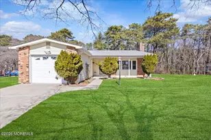 13 Tudor Ct, Brick, NJ 08723 - Photo 1
