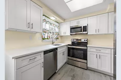 420A Newport Way, Monroe Township, NJ 08831 - Photo 21