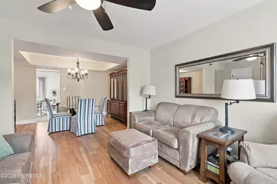 17 Kingsley Way, Freehold, NJ 07728 - Photo 9