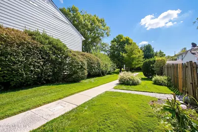 17 Kingsley Way, Freehold, NJ 07728 - Photo 25