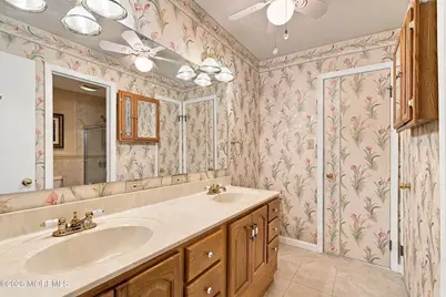 17 Kingsley Way, Freehold, NJ 07728 - Photo 21