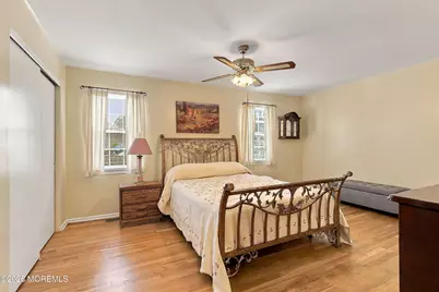 17 Kingsley Way, Freehold, NJ 07728 - Photo 19