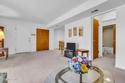 472 Forest Street #204, Kearny, NJ 07032 - Photo 11