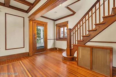 27 E Garfield Avenue, Atlantic Highlands, NJ 07716 - Photo 5