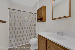 374 5 W Park Ave, Oakhurst, NJ 07755 - Photo 19