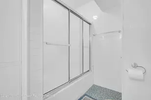 45 Roslyn Ct, Long Branch, NJ 07740 - Photo 23