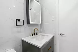 45 Roslyn Ct, Long Branch, NJ 07740 - Photo 15