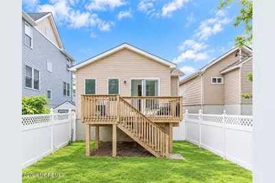 610 Monmouth Avenue, Port Monmouth, NJ 07758 - Photo 11