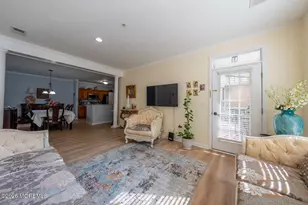 319 Sophee Ln, Lakewood, NJ 08701 - Photo 15