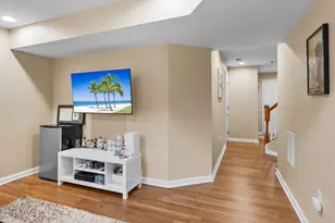 305 Zilinski Dr, Middletown, NJ 07748 - Photo 7