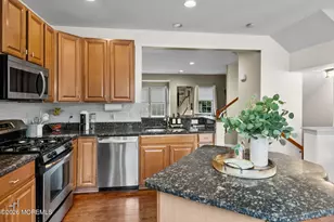 305 Zilinski Dr, Middletown, NJ 07748 - Photo 17