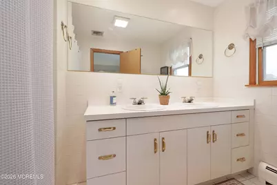 10 Broadway, Belford, NJ 07718 - Photo 23