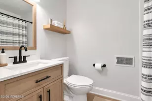 127 Evergreen Ct, Freehold, NJ 07728 - Photo 19