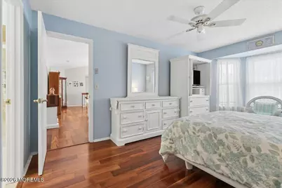 46 Tulip Lane, Freehold, NJ 07728 - Photo 19