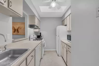 466 Crawford Street, Shrewsbury, NJ 07724 - Photo 11