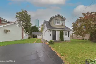 402 Fairfield Way, Keyport, NJ 07735 - Photo 1