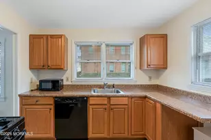 75 Mechanic St, Red Bank, NJ 07701 - Photo 13