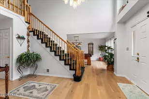 25 Winding Woods Way, Manalapan Township, NJ 07726 - Photo 3