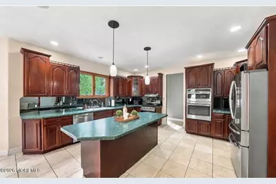 3 Crosby Lane, Middletown, NJ 07758 - Photo 17