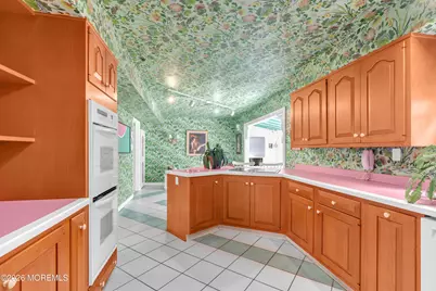 8 Avalon Lane, Aberdeen Township, NJ 07747 - Photo 17