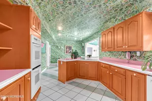 8 Avalon Ln, Aberdeen Township, NJ 07747 - Photo 17