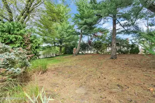 8 Avalon Ln, Aberdeen Township, NJ 07747 - Photo 43