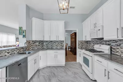 2 Summerlawn Drive, Lakewood, NJ 08701 - Photo 19
