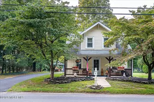 62 Taylors Mills Rd, Manalapan Township, NJ 07726 - Photo 1