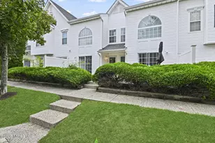 22 Dover Ct, Tinton Falls, NJ 07712 - Photo 3