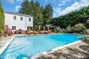 7 Mayflower Dr, Red Bank, NJ 07701 - Photo 49