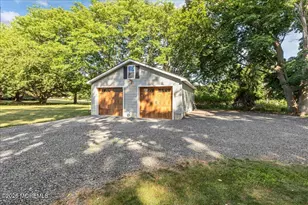 102 Middletown Rd, Holmdel, NJ 07733 - Photo 35