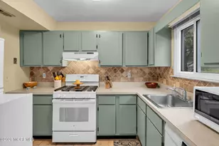 12 Alec Dr, Howell Township, NJ 07731 - Photo 5