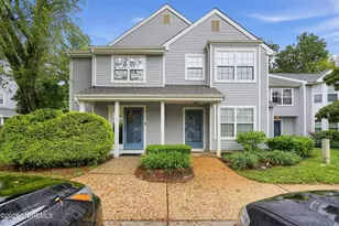 407 Hampton Ct, Manalapan Township, NJ 07726 - Photo 1
